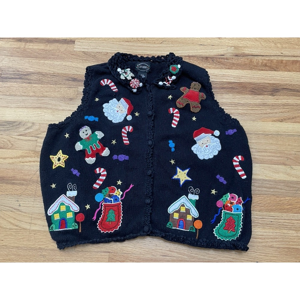 Designers Studio Originals Christmas Women's‎ M Sweater Vest Embroidered Santa
